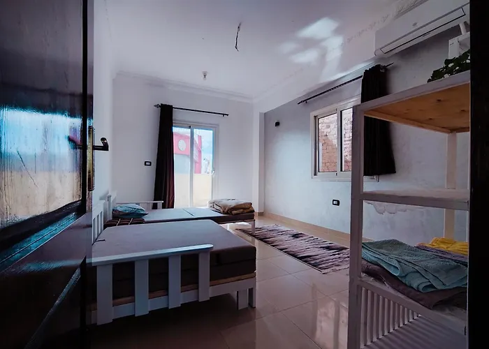 Blue Lotus Apartman *